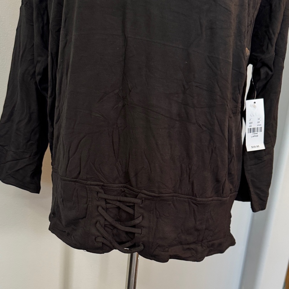 New York & Company Black tshirt soft Top NWT L - Picture 4 of 12
